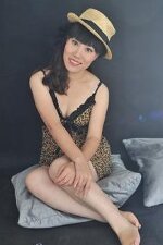 Xiaoqin, 163295, Kunming, China, Asian women, Age: 33, Movies, music, dancing, College, Travel Agent, Swimming, None/Agnostic