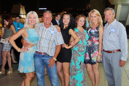 Meet Russian/Ukrainian women on a romance tour